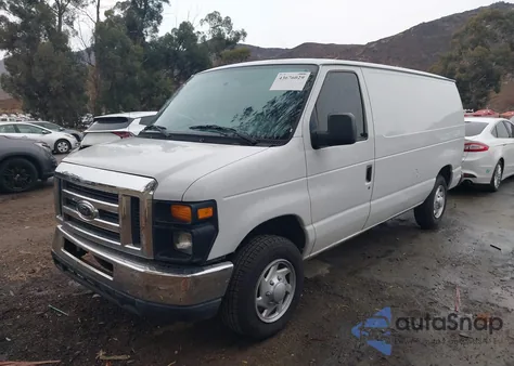 2013 Ford E-150 Commercial z USA, uszkodzony, nr VIN 1FTNE1EW5DDA23878
